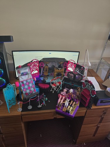 Monster high puppen und - monster,
